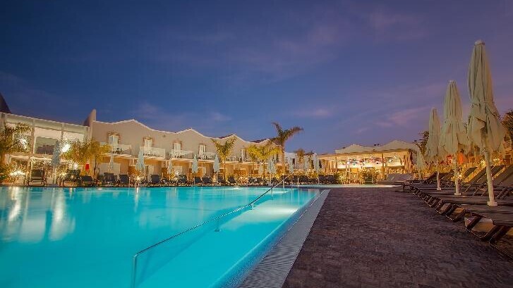 Hotel Suites Los Calderones